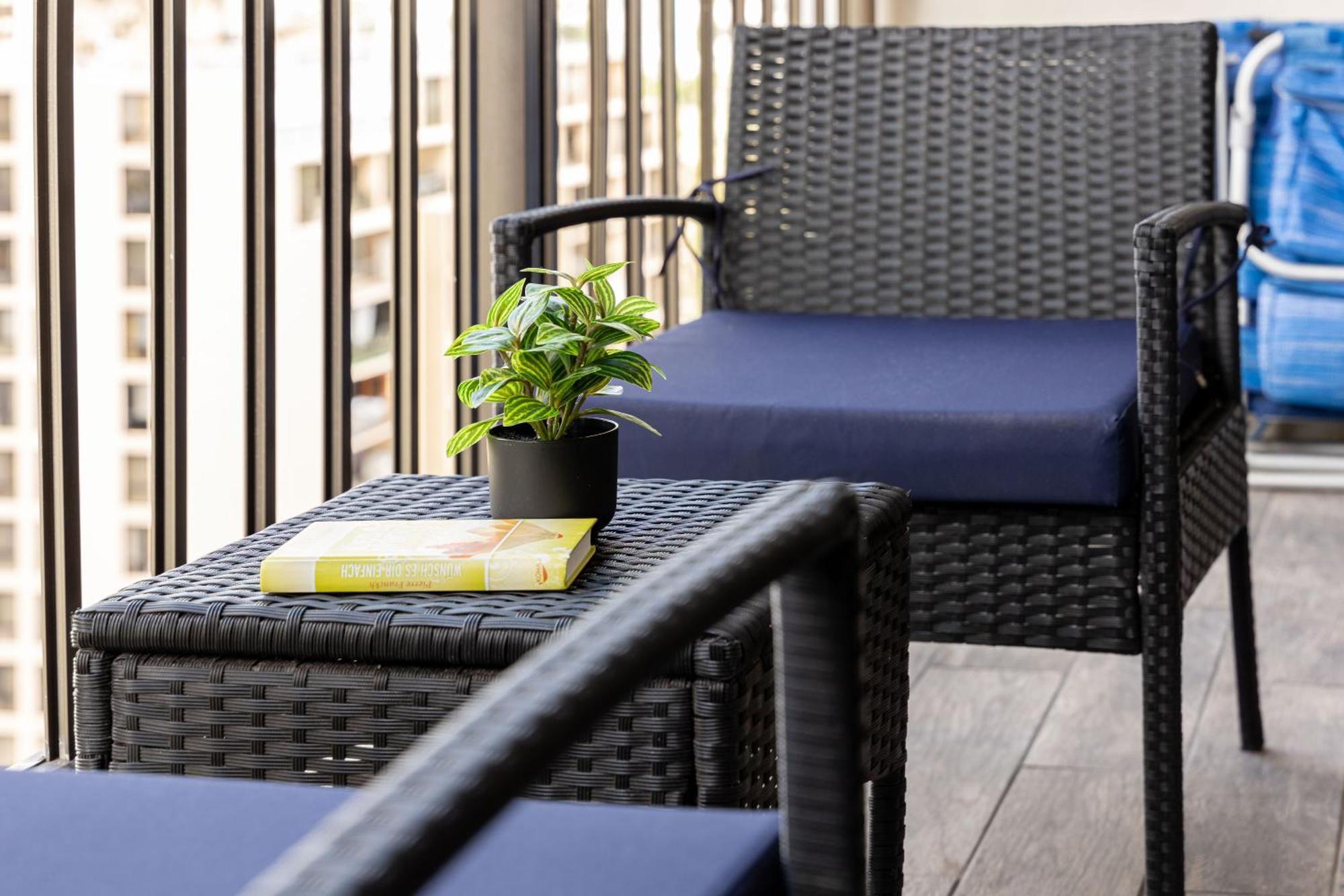 Aloha Vibes With Ocean Views, Near Beach & Parking! 檀香山 外观 照片