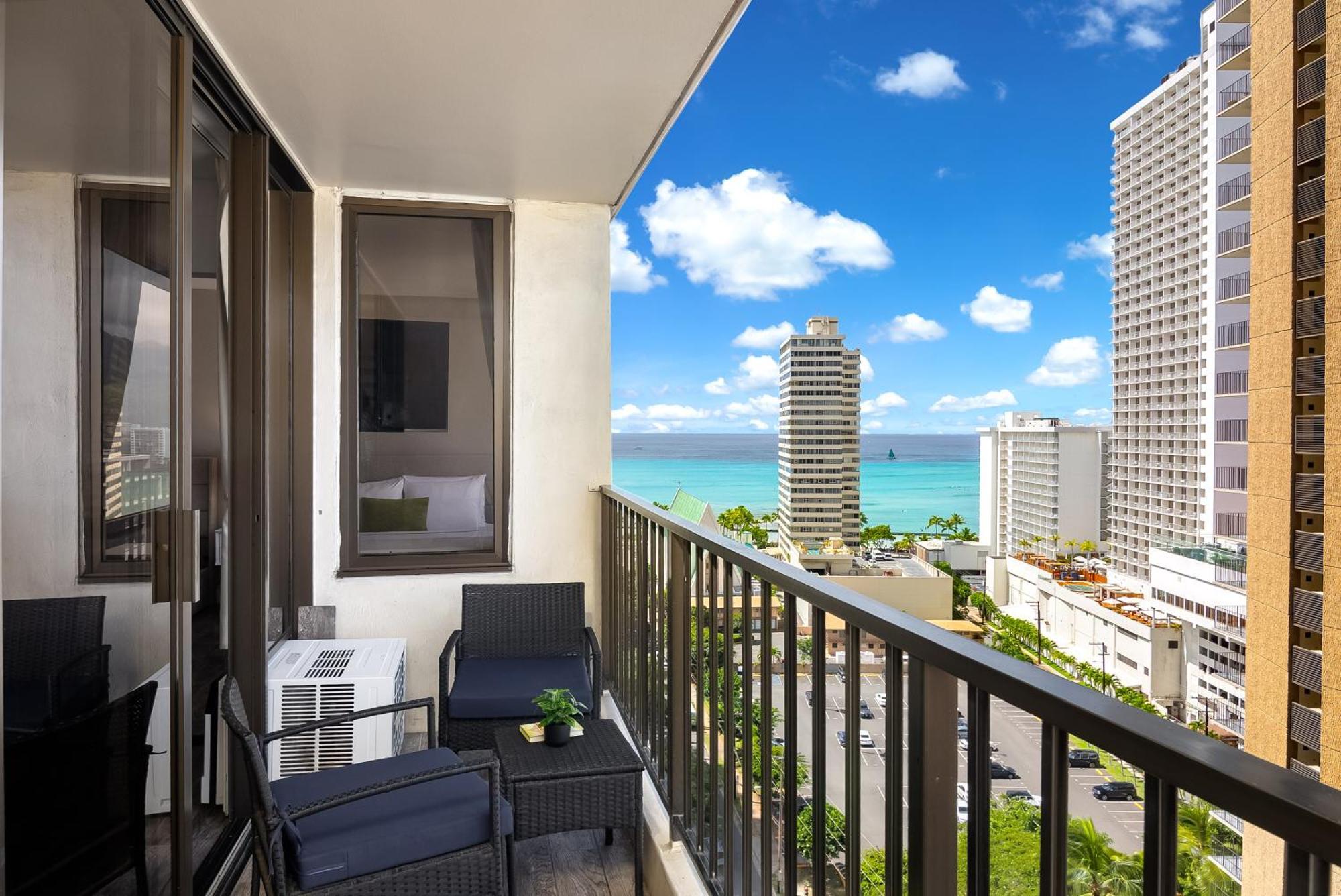 Aloha Vibes With Ocean Views, Near Beach & Parking! 檀香山 外观 照片